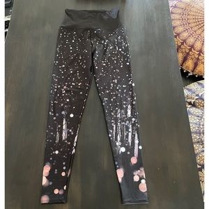 Onzie Paint Splatter Hot  Yoga High Waisted Legging Workout Pant